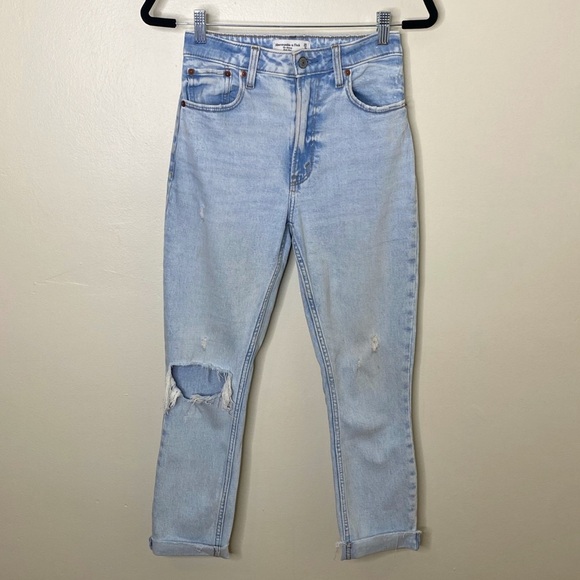 Abercrombie Curve Love The Skinny High Rise Jeans - Picture 1 of 6
